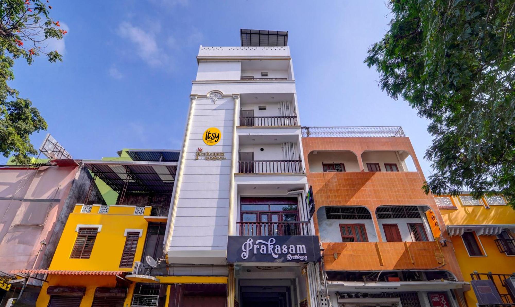 Treebo Trip Prakasam Residency Pondicherry Bagian luar foto