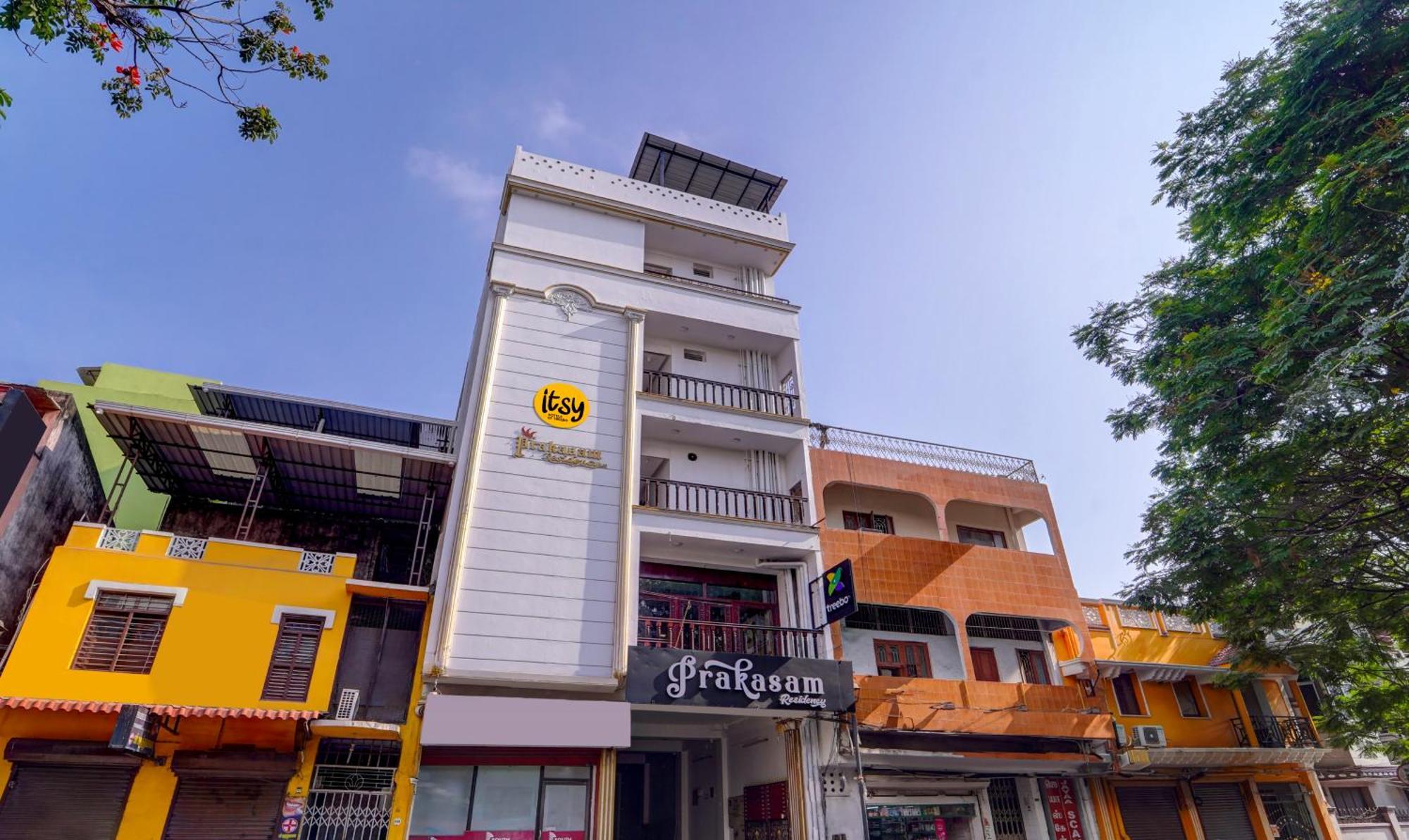 Treebo Trip Prakasam Residency Pondicherry Bagian luar foto